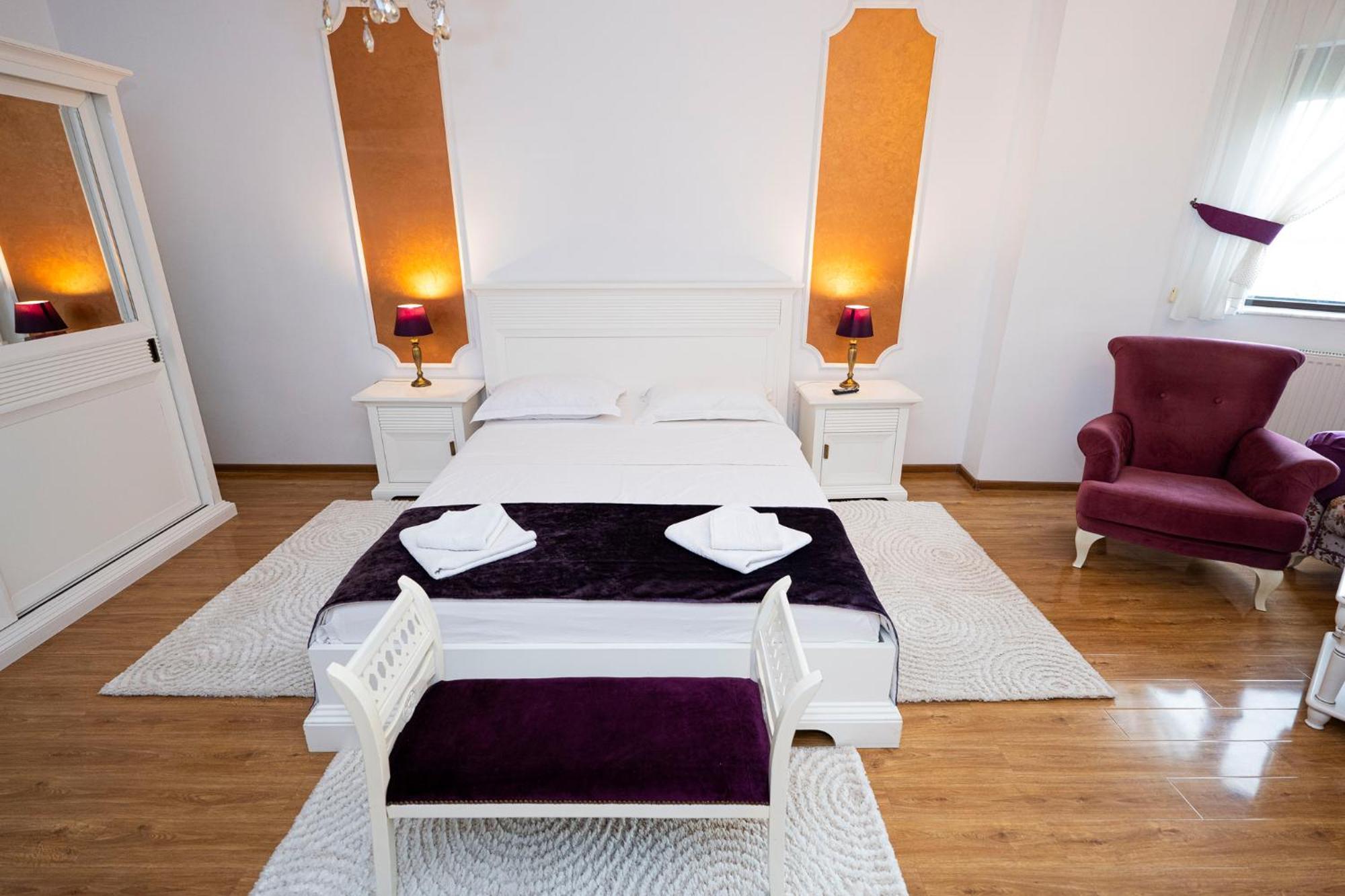Noblesse Suite Galati  Bagian luar foto