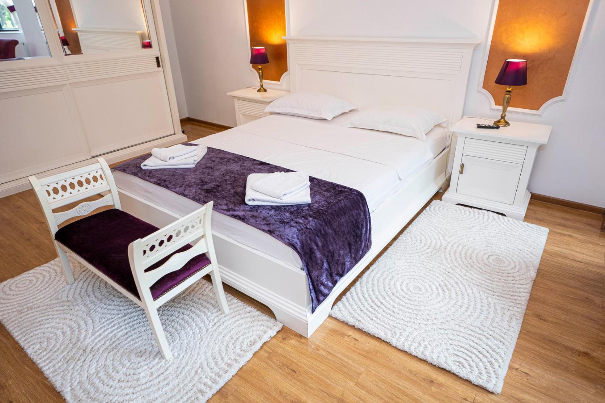Noblesse Suite Galati  Bagian luar foto