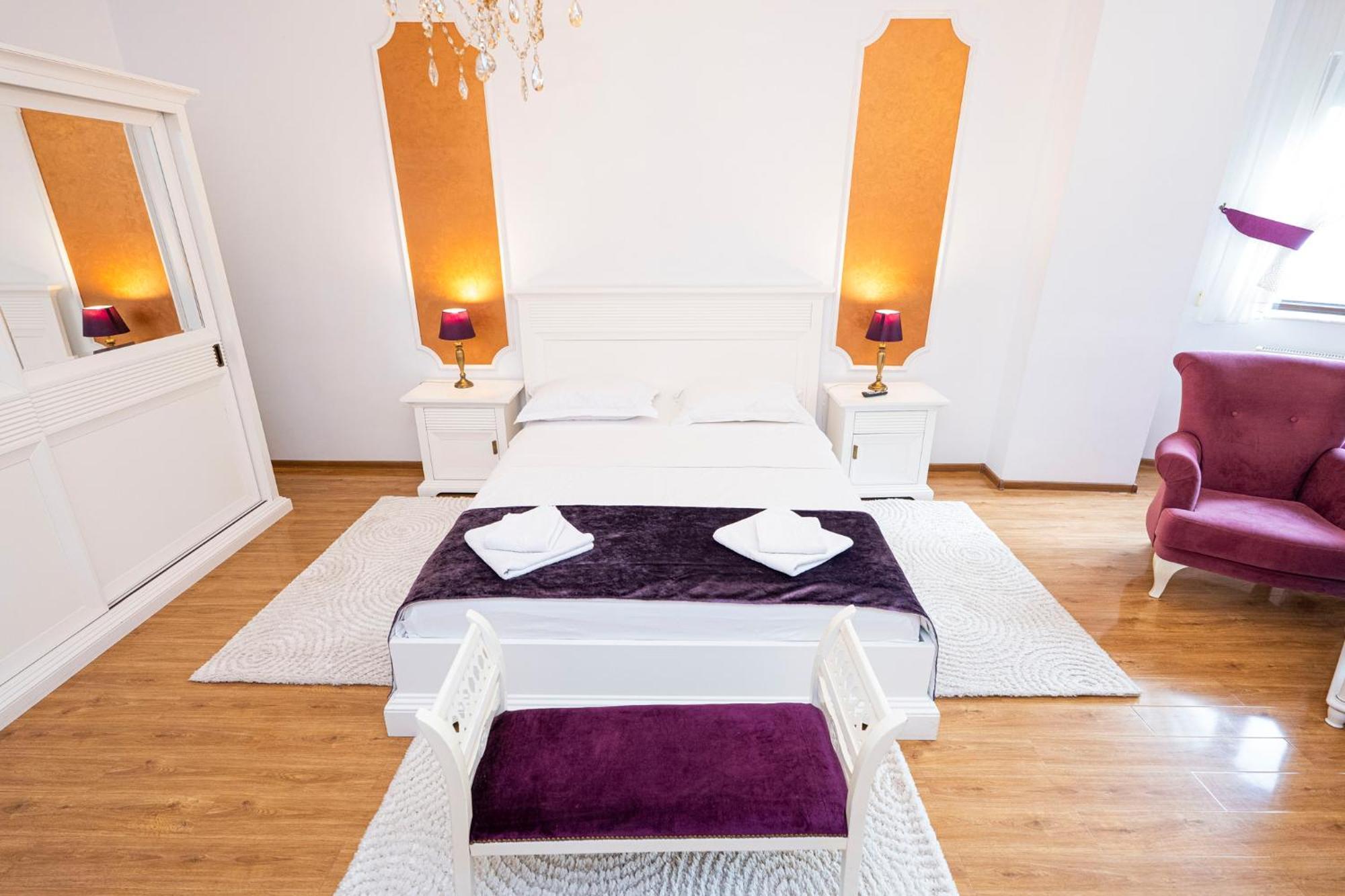 Noblesse Suite Galati  Bagian luar foto